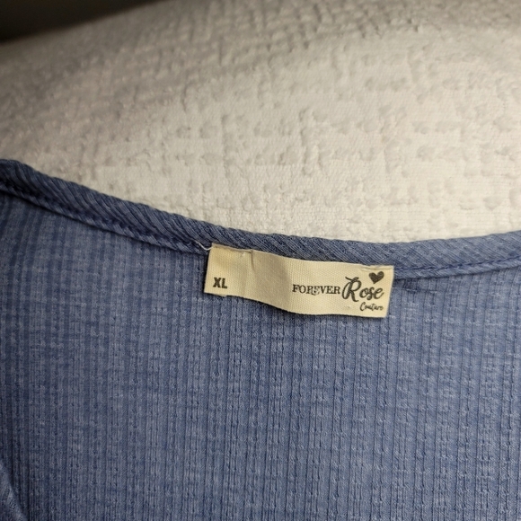 BBLOUSE//  FOR CLOSET CLOSING ONLY - Picture 3 of 5